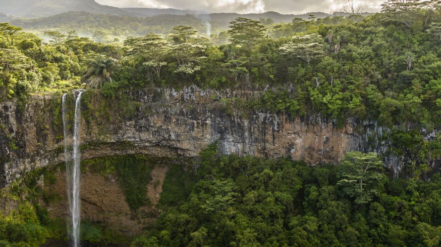 Chamarel twin waterfalls